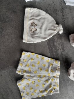 Neutrální oblečení vel.62 - 4