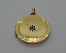 Zlatý medailon  s briliantem - 4