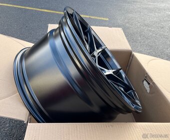 Alu kola 20” vhodné na Ford Mustang model OREGON BLACK - 4
