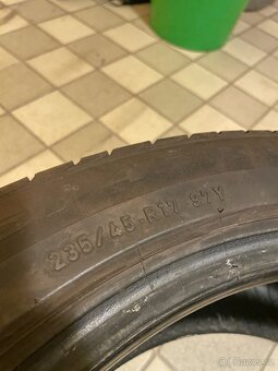 Pirelli Powergy R17 235x45 97Y - 4