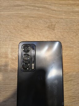 Motorola Edge 20 + Moto Buds+ + Moto Tag - 4