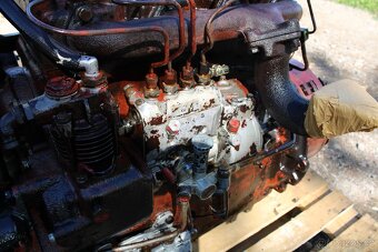 Zetor 7011 7045  motor kompletní výborný stav záruka - 4