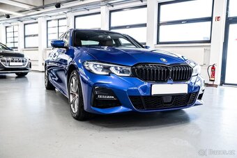BMW 330 - 4