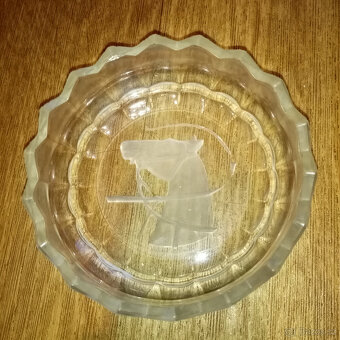 Prodám staré skleněné a zrcadlové tácy. - 4