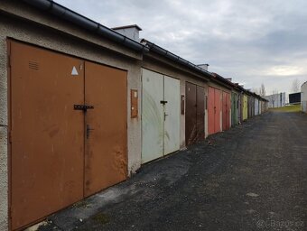 pronájem garáže Kolín cihelna - 2300 kč/měsíc - 4