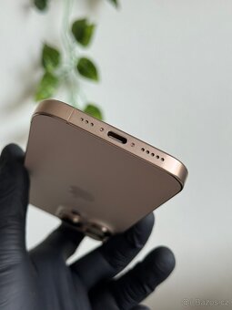 iPhone 16 Pro 128GB zlatý - 4