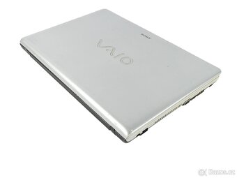 15,6" Sony vaio, 4gb ram, 500gb hdd, windows 7, dualcore - 4