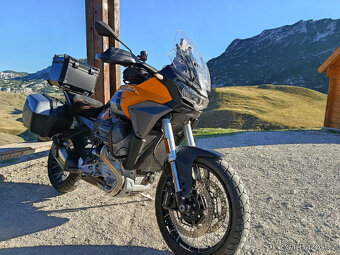 Moto Guzzi Stelvio - 4