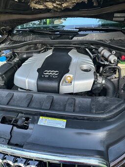 AUDI Q7 EXCLUSIVE 7 MIST - 4