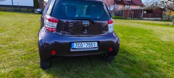 Toyota IQ - spolehlivý prcek - 4