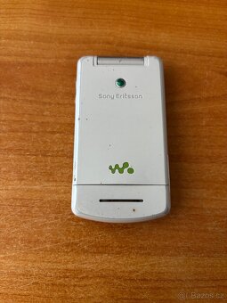 Sony Ericsson W508 - 4