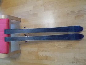 Carvingové sjezdové lyže 120cm - 4