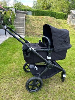 Bugaboo Fox 2 v černé barvě - 4