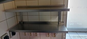 2× nástěnná nerezová police –š 80 cm a 90 cm, výborný stav - 4