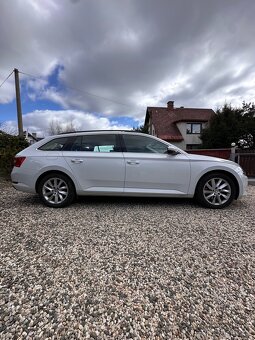 Škoda Superb - 4