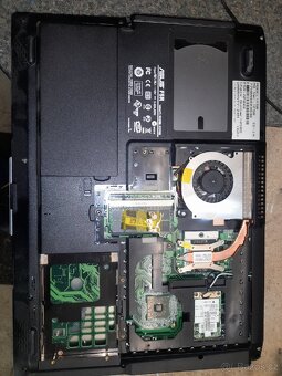 Asus F5R - 4