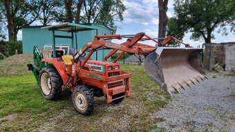 Prodám malotraktor Hinomoto N249 - 4