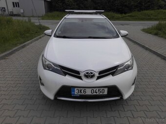 Toyota Auris COMBI- rv2013- 1.6 97kw- 112000km - 4