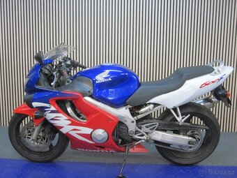 Honda CBR 600F - 4