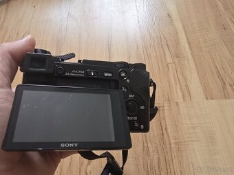 Sony A6000 – bezzrcadlovka ve skvělém stavu, pouze tělo - 4