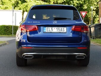 Mercedes-Benz GLC 300de 4Matic, 42tis km ČR - 4