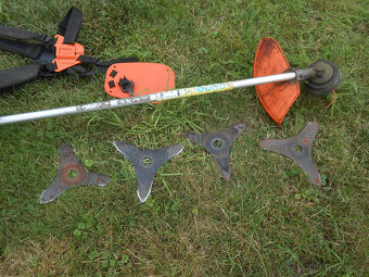 Křovinořez Stihl FS 120 - 4