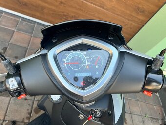 Kymco Agility City+ 125 - 4