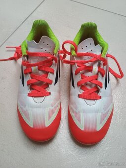 Dětské kopačky Adidas F50 CLUB FG/MG JR vel. 31 - 4