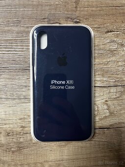 Predám apple IPhone XR čierny 64GB - 4