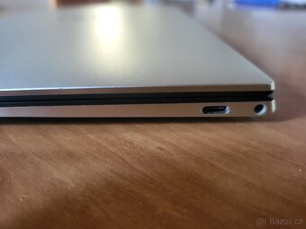 Dell XPS 13 i5-1135G7 16GB graf Karta 128MB RAM 16 - 4
