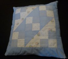 Polštáře různé viz foto - 4