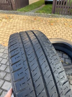 michelin agilis 215/60 r17c 109/107t - 4