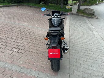 Suzuki GSR 750 2011 - 4