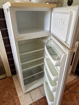 lednička s mrazákem Ardo. - 4