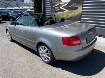 Audi A4 2,5 (2003) - 4