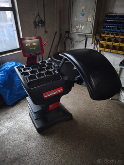 Vyvažovačka kol CEMB ER-80 Spotter - 4