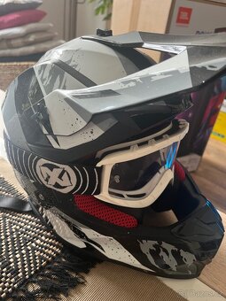 Motokros helma vel S - 4