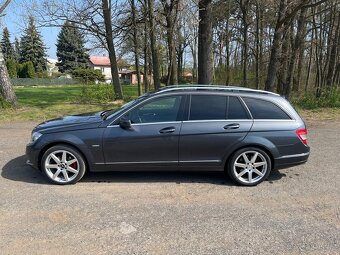 Mercedes-Benz W204 C220 - 4