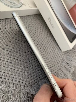 Iphone XR - 4