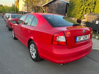Škoda Octavia II 2.0 TDI DSG na splátky bez registru - 4