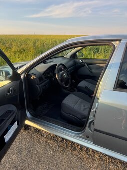 Škoda Octavia I 1.6 75 kW, benzín – STK do 6/2026 – 45 000 K - 4
