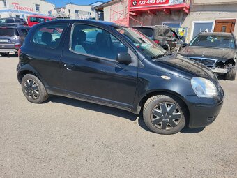 Toyota Yaris 1.3i,64kw,rok výroby 2004. - 4