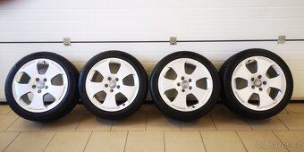 ORIGINAL ALU KOLA 5X112 R17 s Pěknými pneu 225/45/R17 - 4
