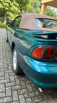 Ford Mustang GT 4.6L V8 Automat Cabriolet - 4