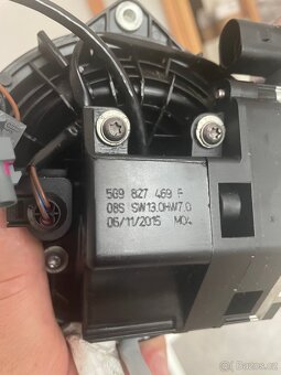 Couvací Kamera VW 5G9 827 469 F - 4