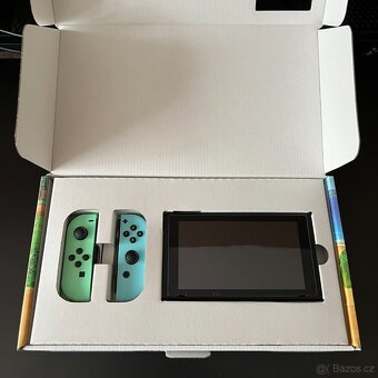 Nintendo Switch Animal Crossing edice + Hra Animal Crossing - 4