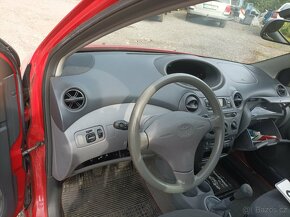 Toyota Yaris ND - 4