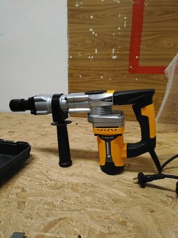 Bourací kladivo HEX SDS 15J 2800W - 4