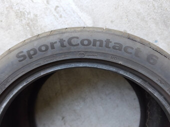 315/40 R21 - 4