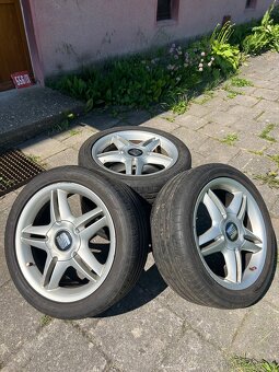 Prodám alu na Leona 5x100 225/45/17 - 4